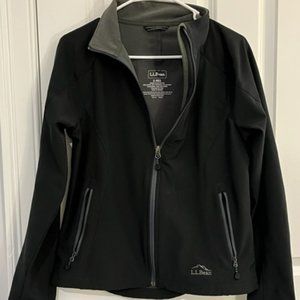LLBean Women's Black Wind Jacket - Small